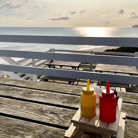 Baybreak - Part Of The The Bay Village With Pool, Gym And Direct Access, Pub, Restaurant, Tennis And Meadows Walks *