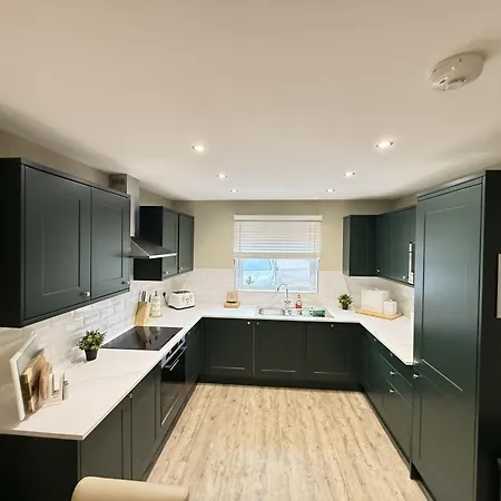 Baybreak - Part Of The The Bay Village With Pool, Gym And Direct Access, Pub, Restaurant, Tennis And Meadows Walks 度假居