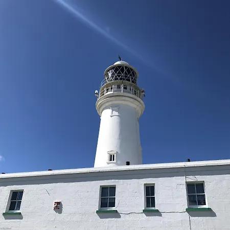 Baybreak - Part Of The The Bay Village With Pool, Gym And Direct Access, Pub, Restaurant, Tennis And Meadows Walks Filey