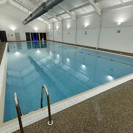 Baybreak - Part Of The The Bay Village With Pool, Gym And Direct Access, Pub, Restaurant, Tennis And Meadows Walks Holiday home Filey