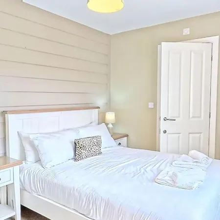 Holiday home Baybreak - Part Of The The Bay Village With Pool, Gym And Direct Access, Pub, Restaurant, Tennis And Meadows Walks *